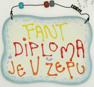 OBEŠANKA                 3831087823049
